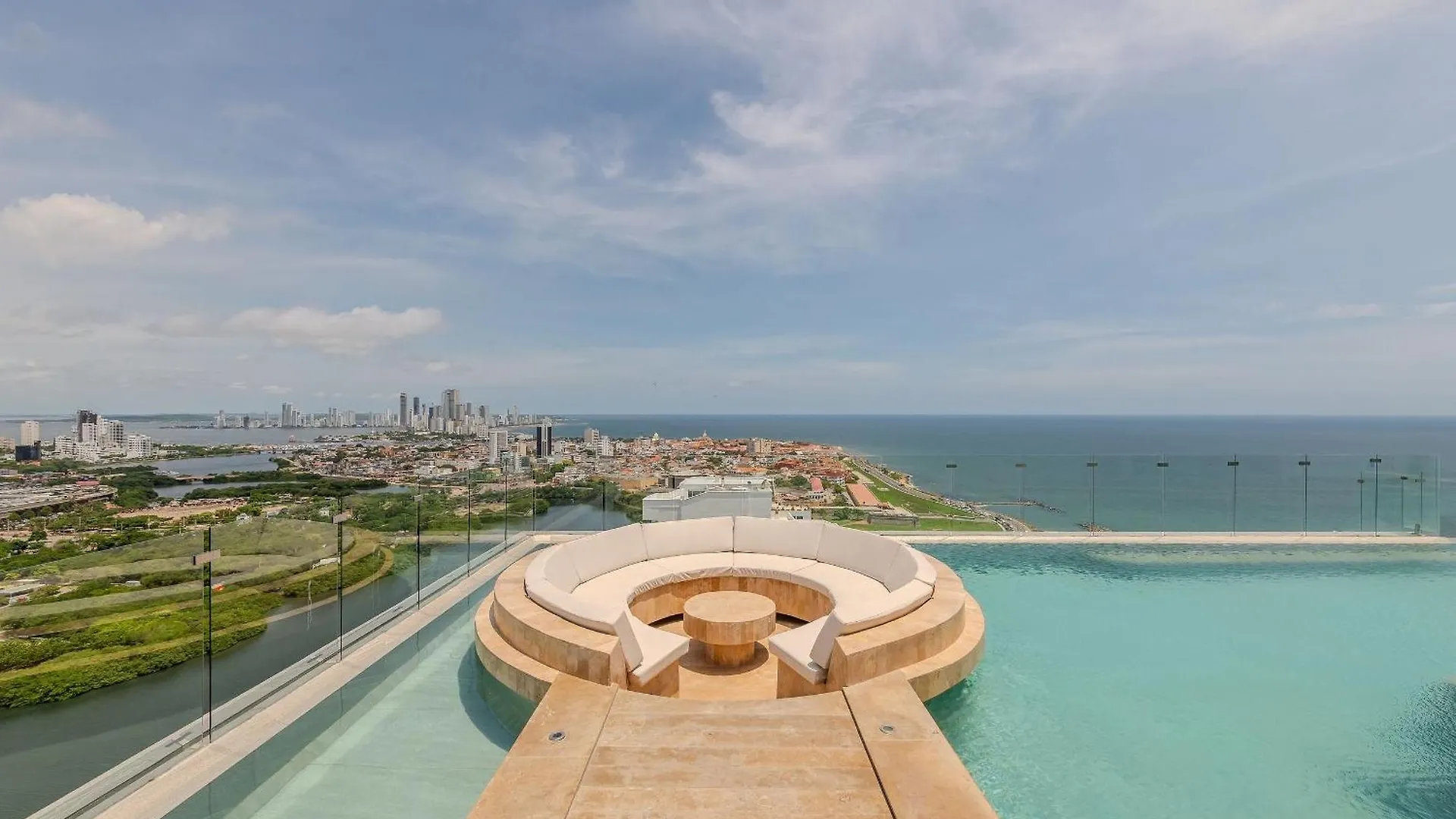 Apartment New Apt Beautiful Sea View And Walled City 2Br Cartagena
