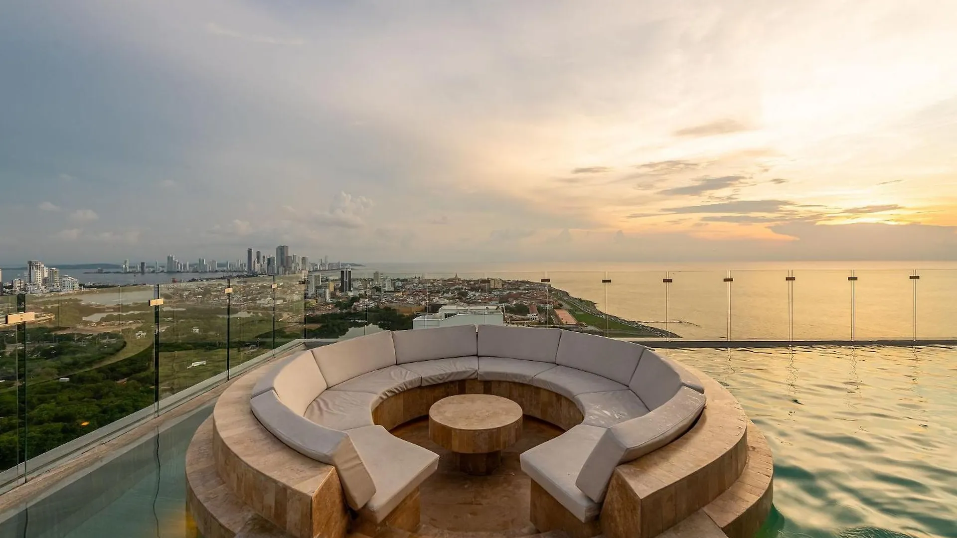 New Apt Beautiful Sea View And Walled City 2Br Cartagena 0*,  Colombia
